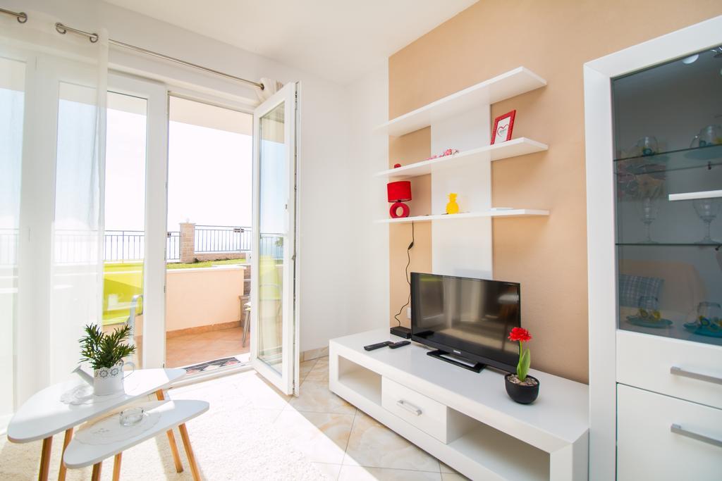 Apartments Rakuljic Podstrana Exterior photo