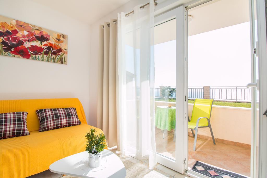 Apartments Rakuljic Podstrana Exterior photo